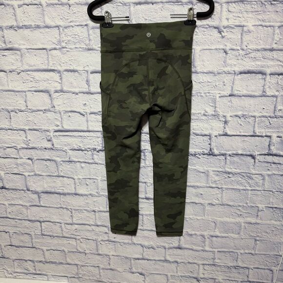 Lululemon Invigorate High-Rise Crop 23"
Heritage 365 Camo Green Twill Multi - Picture 10 of 15